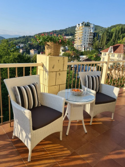 Комплект плетёной мебели из искусственного ротанга для террасы и балкона Кипр